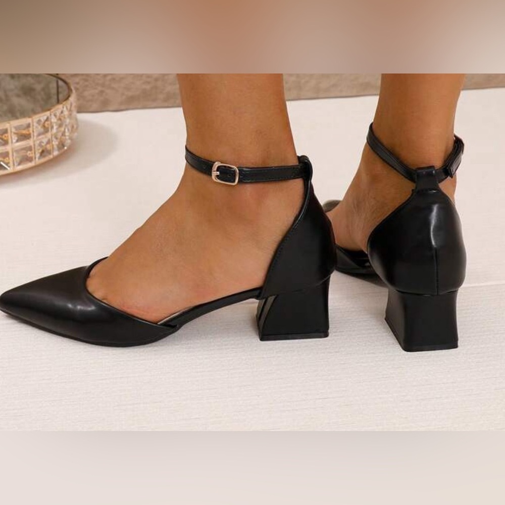 SHEIN Black Ankle Strap Block Heels - Picture 3 of 6